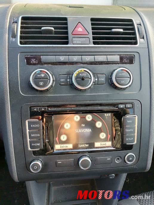 2013' Volkswagen Touran 1,6 Tdi photo #2