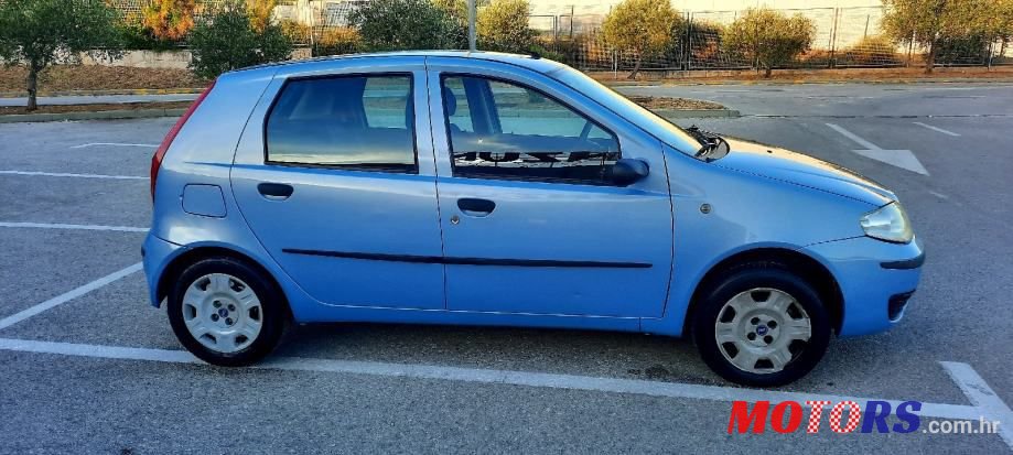 2005' Fiat Punto 1,2 photo #5