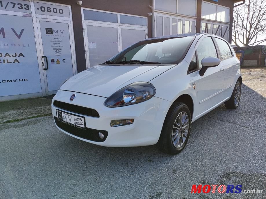 2012' Fiat Punto 1,4 16V photo #4