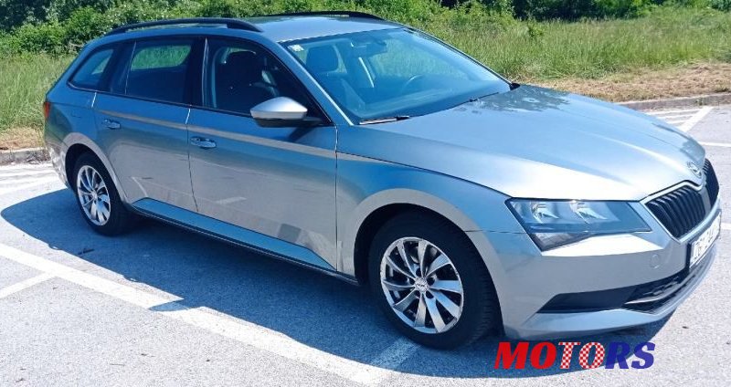 2016' Skoda Superb Combi photo #3