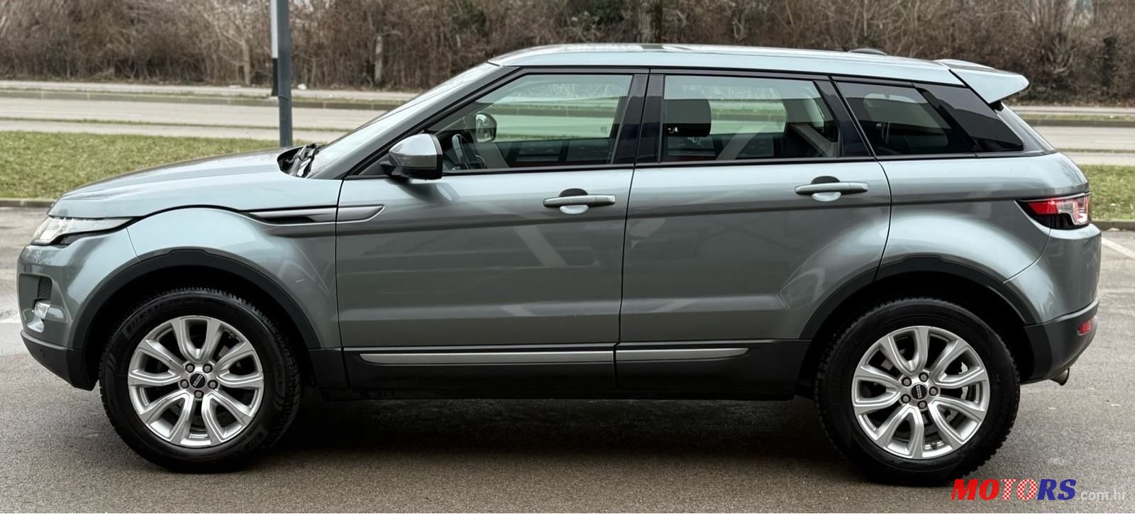 2015' Land Rover Range Rover Evoque 2.2Td4 photo #6