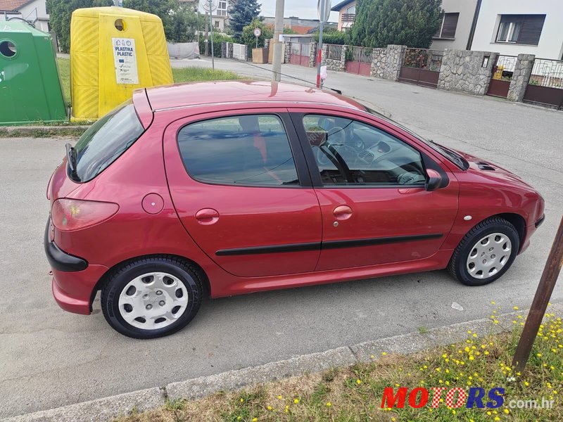 2004' Peugeot 206 photo #6