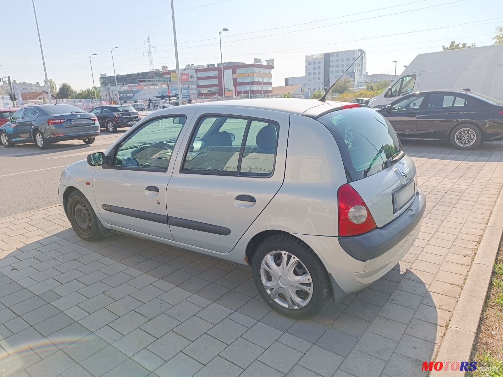 2002' Renault Clio 1,5 Dci photo #1