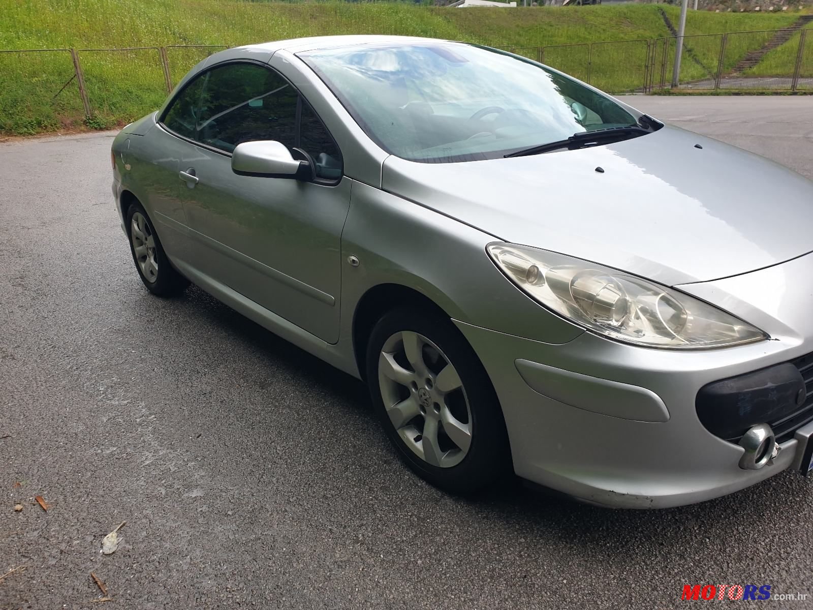2007' Peugeot 307 Cc 2,0 16V Hdi photo #6