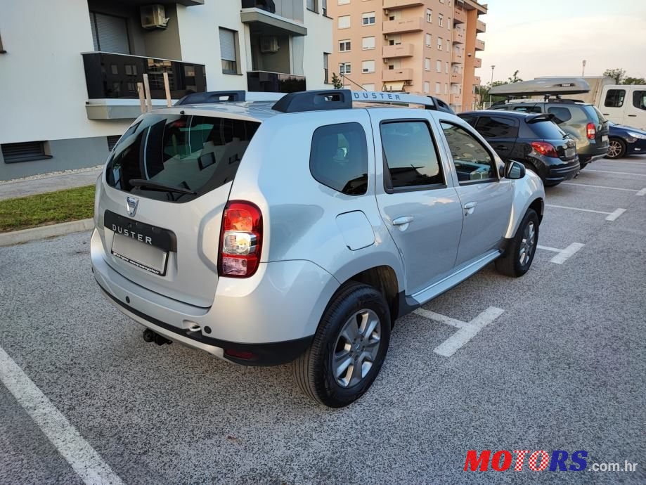 2015' Dacia Duster photo #4