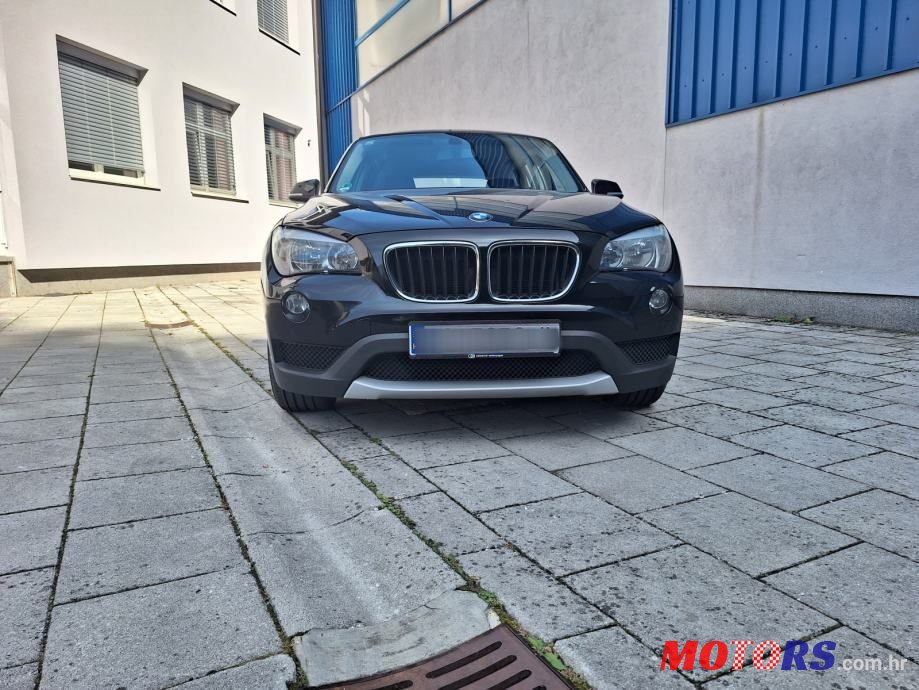 2013' BMW X1 Sdrive18D photo #3