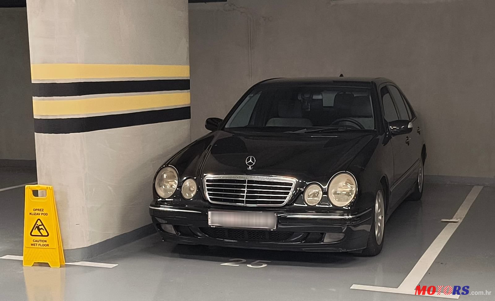 2000' Mercedes-Benz E-Klasa 320 photo #1