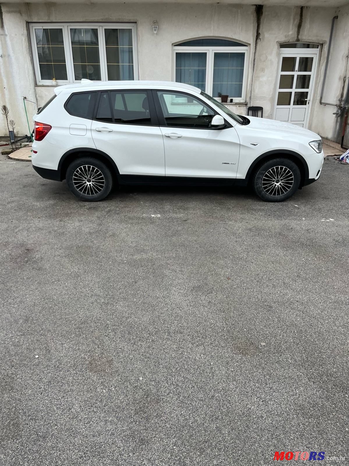 2017' BMW X3 20D photo #4