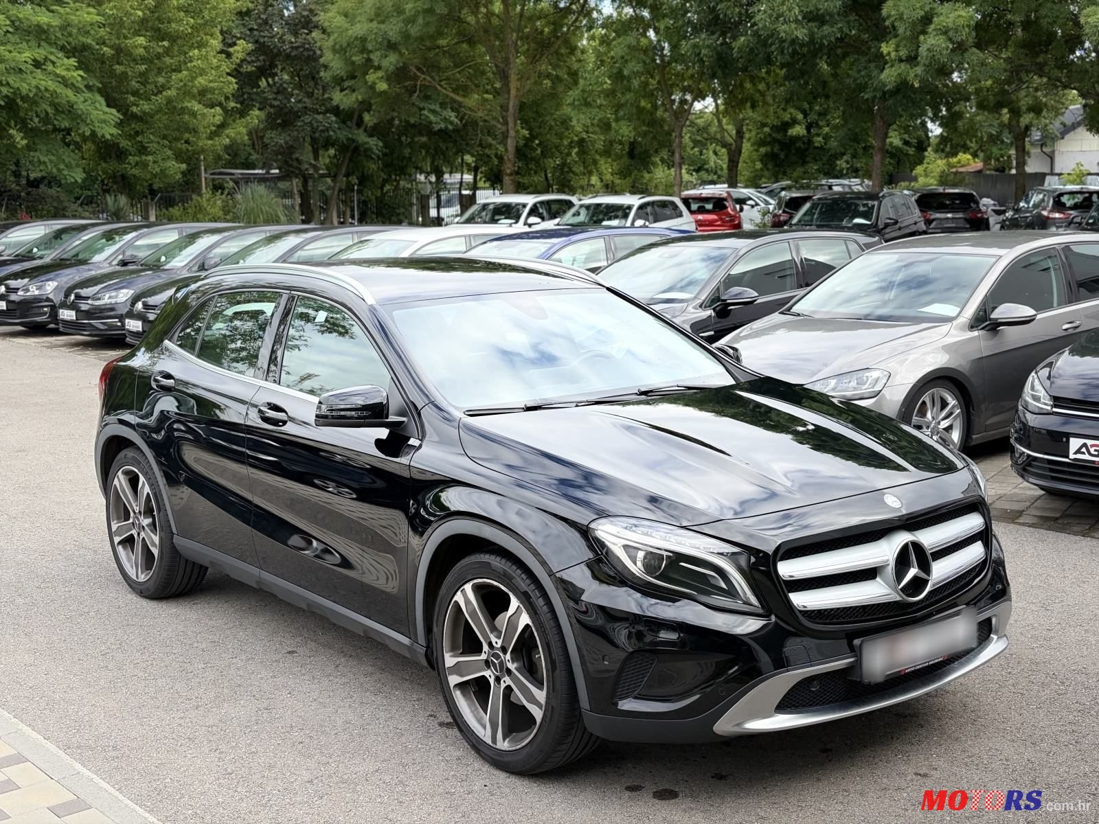 2016' Mercedes-Benz GLA 220 D 4Matic photo #4