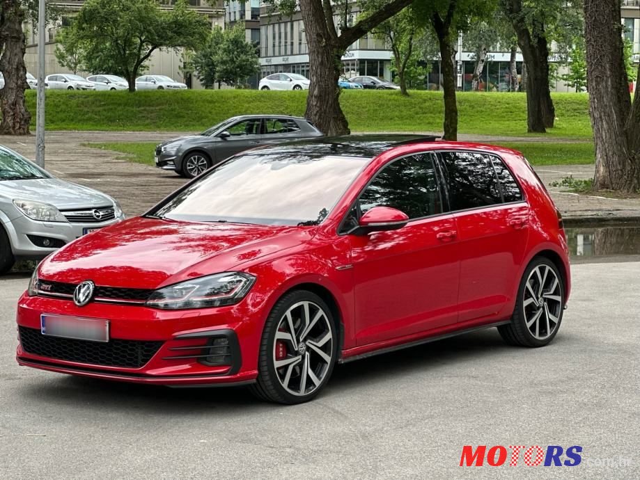 2017' Volkswagen Golf 7 2,0 Gti photo #1