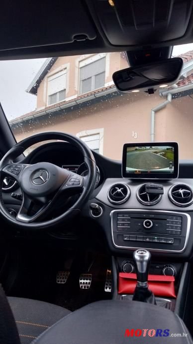 2015' Mercedes-Benz Cla Klasa 180 Cdi photo #5
