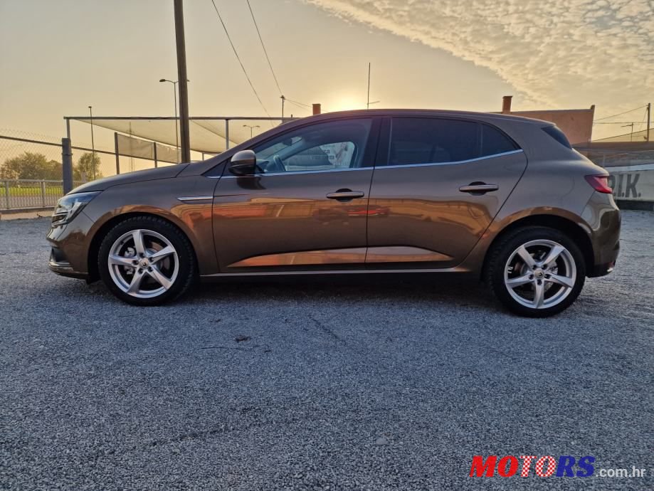 2017' Renault Megane Dci 130 photo #2