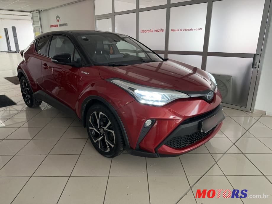 2021' Toyota C-HR 1,8 photo #3
