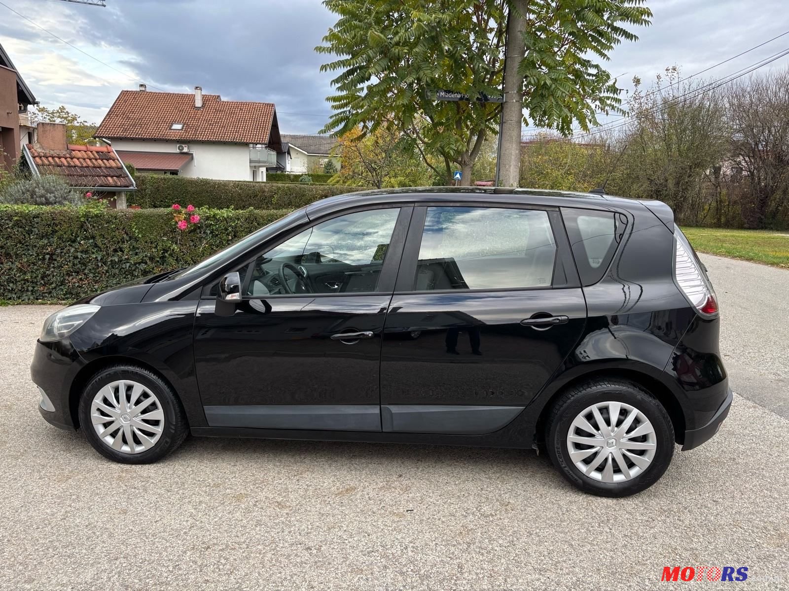 2013' Renault Scenic 1,5 Dci photo #6