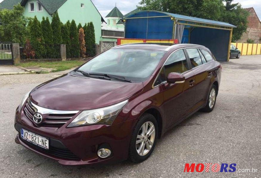 2012' Toyota Avensis 2,0 D-4D photo #1