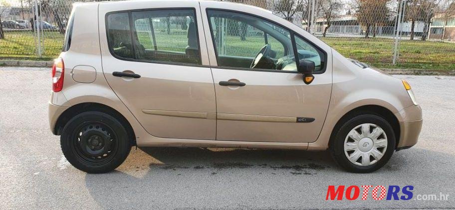 2005' Renault Modus 1,5 Dci photo #3