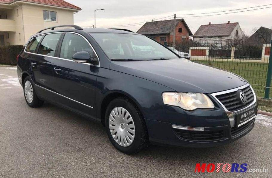 2006' Volkswagen Passat Variant photo #1