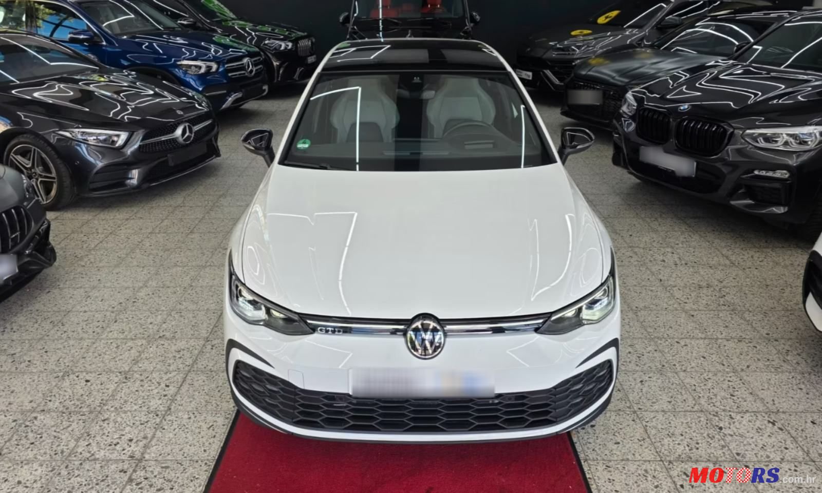 2024' Volkswagen Golf VIII 2,0 Tdi photo #2