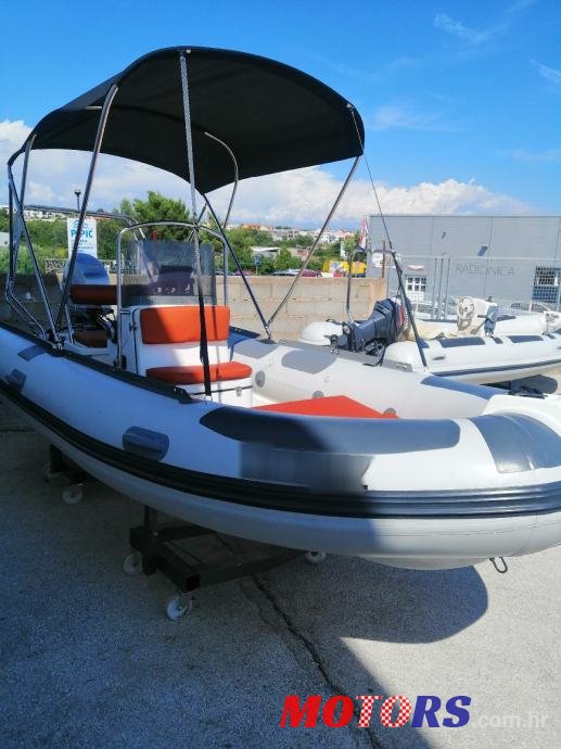 2010' Honda photo #1