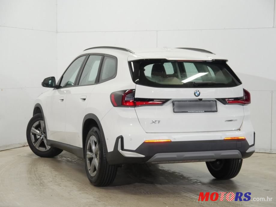 2022' BMW X1 Sdrive18I photo #3