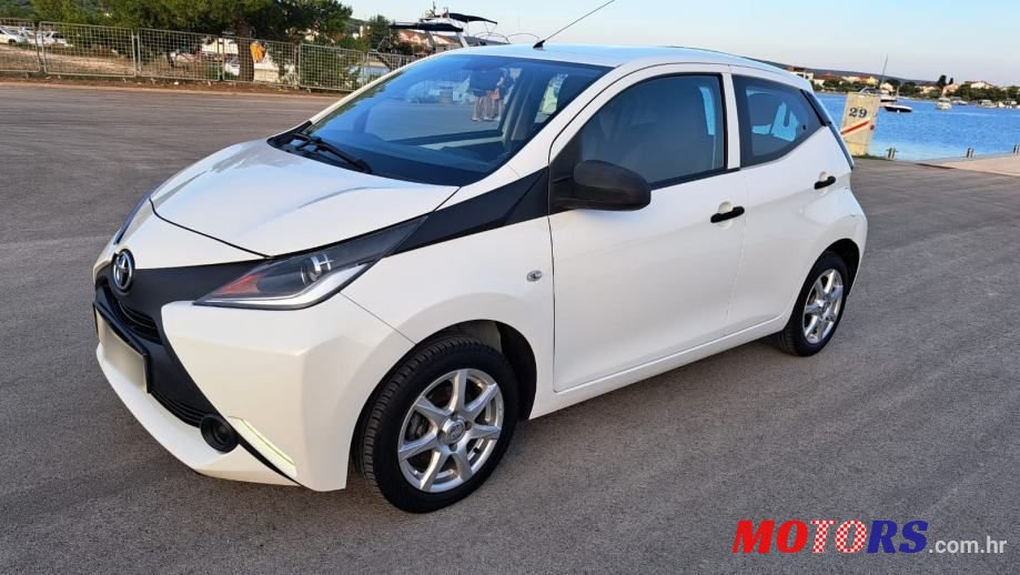2018' Toyota Aygo 1,0 photo #3