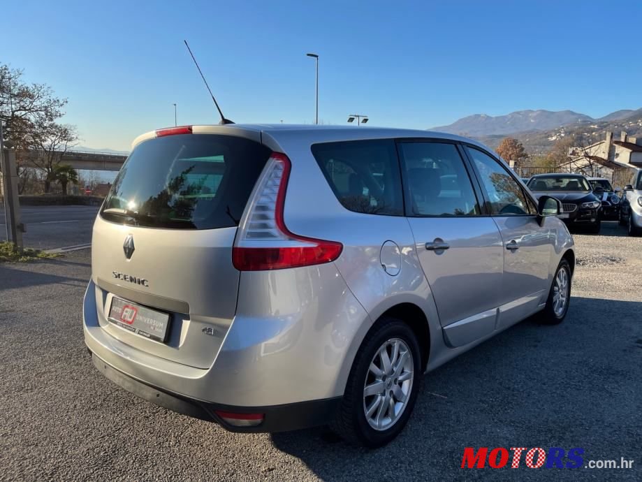 2010' Renault Grand Scenic 1,9 Dci photo #4