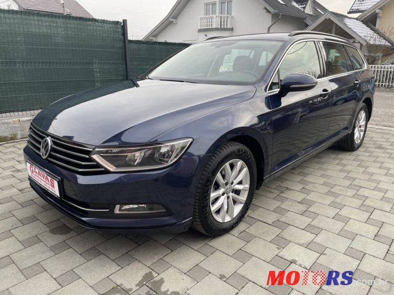 2016' Volkswagen Passat Variant photo #3