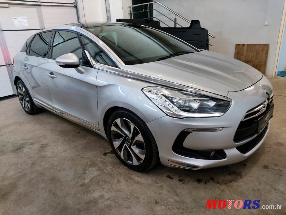 2014' Citroen DS5 2,0 Sport photo #3
