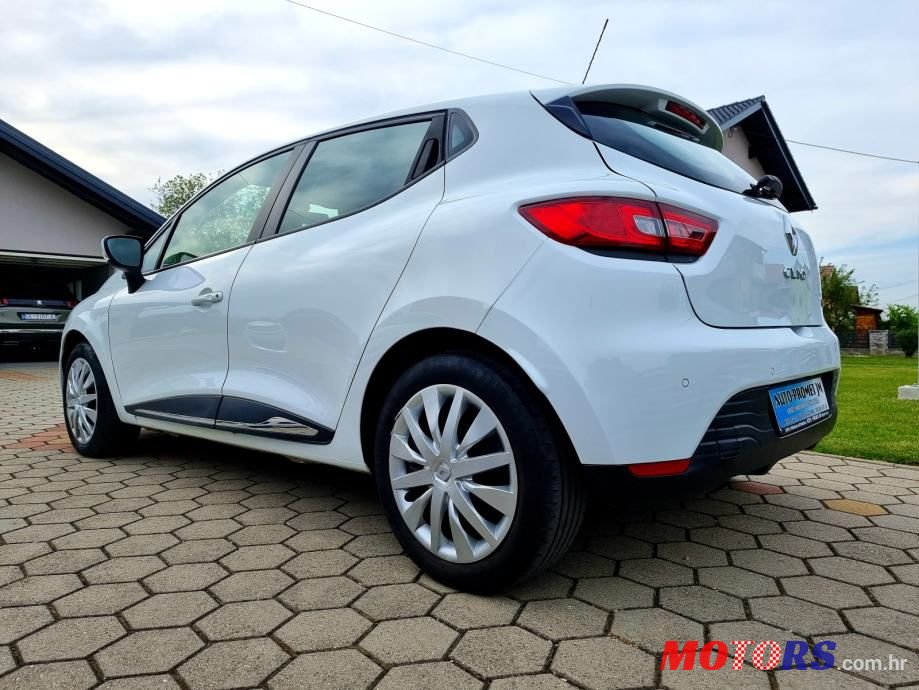 2015' Renault Clio Tce 90 photo #5