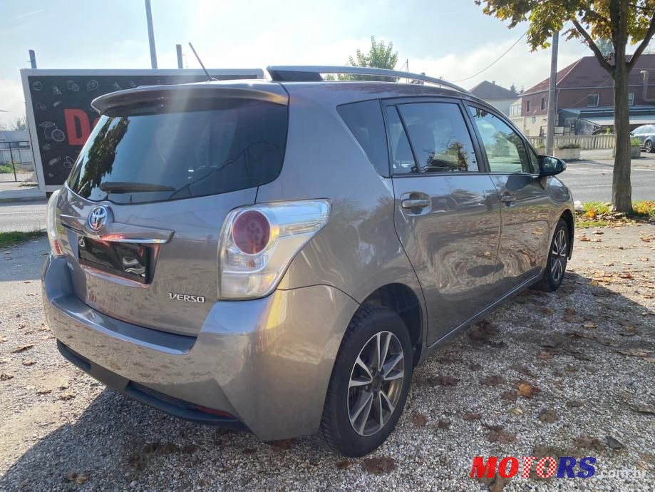 2015' Toyota Verso 1.6 D photo #5