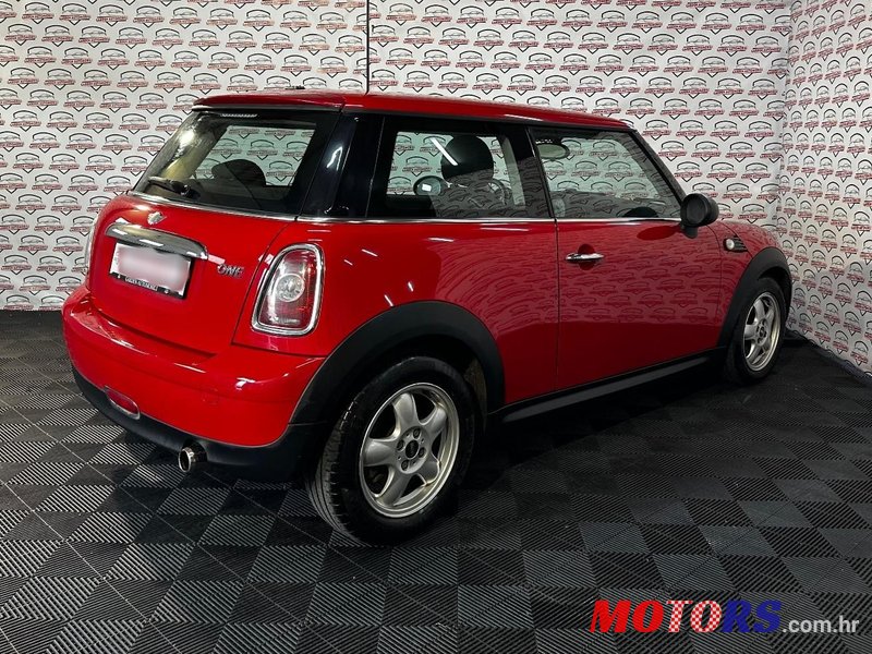 2010' MINI One 1.6 photo #5