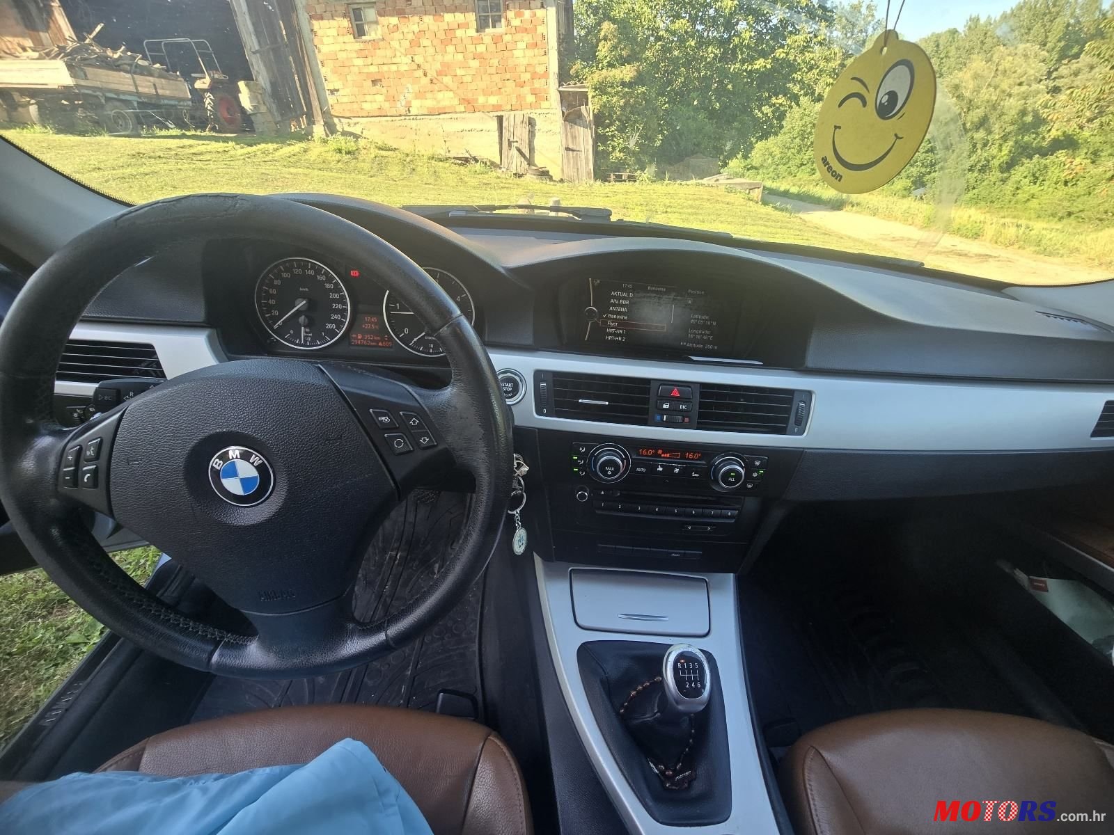 2010' BMW Serija 3 318D photo #5