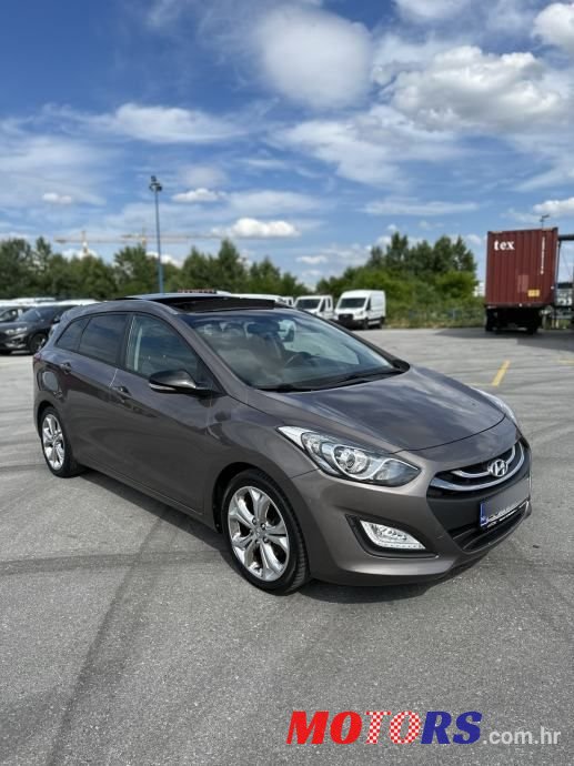 2014' Hyundai i30 1,6 Crdi photo #3
