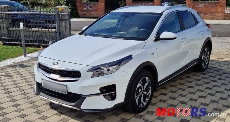 2020' Kia XCeed 1.0 T-Gdi photo #1