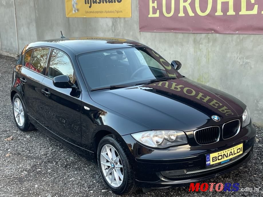 2010' BMW Serija 1 116D Sport photo #2