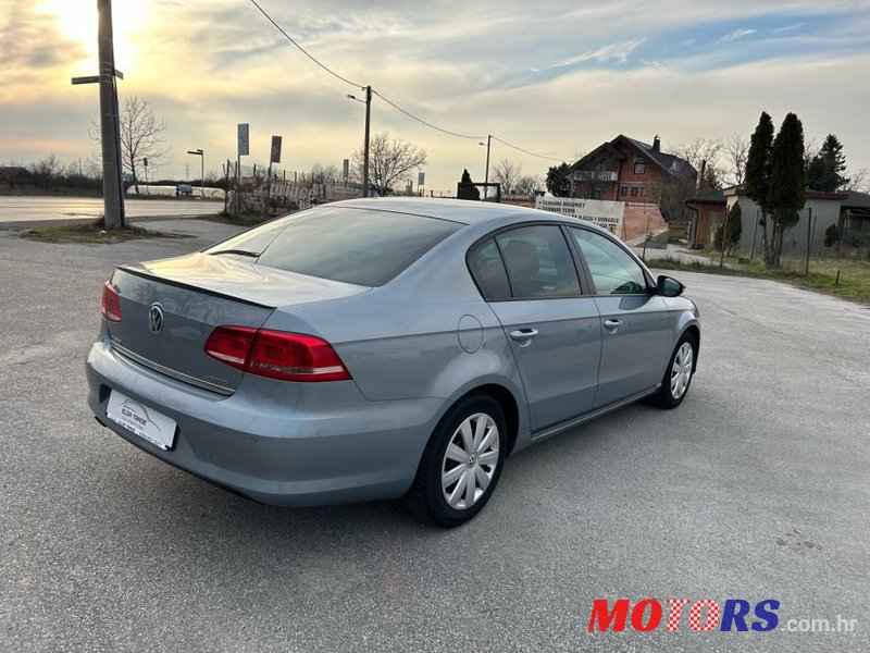 2012' Volkswagen Passat 1,6 Tdi Bmt photo #4