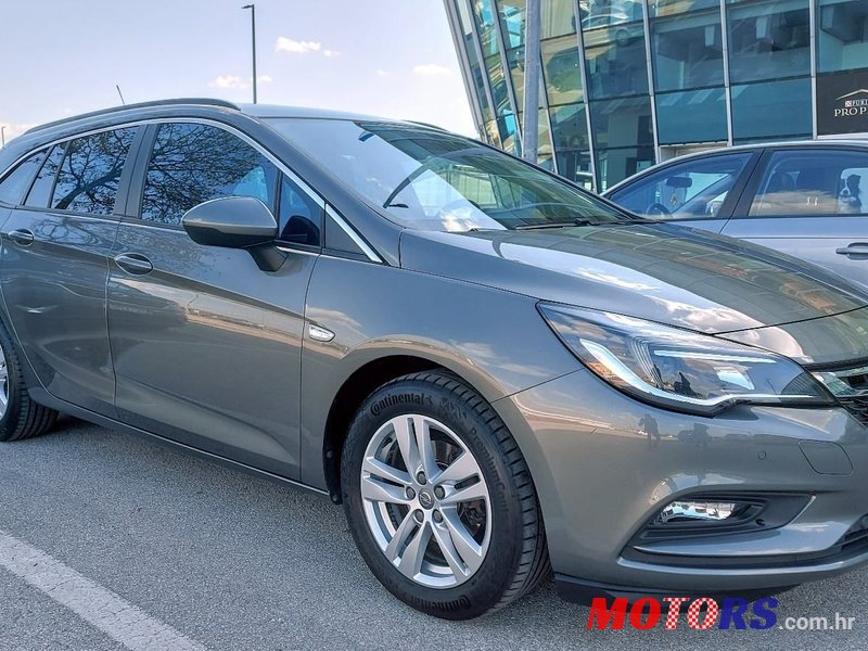 2019' Opel Astra Karavan photo #3