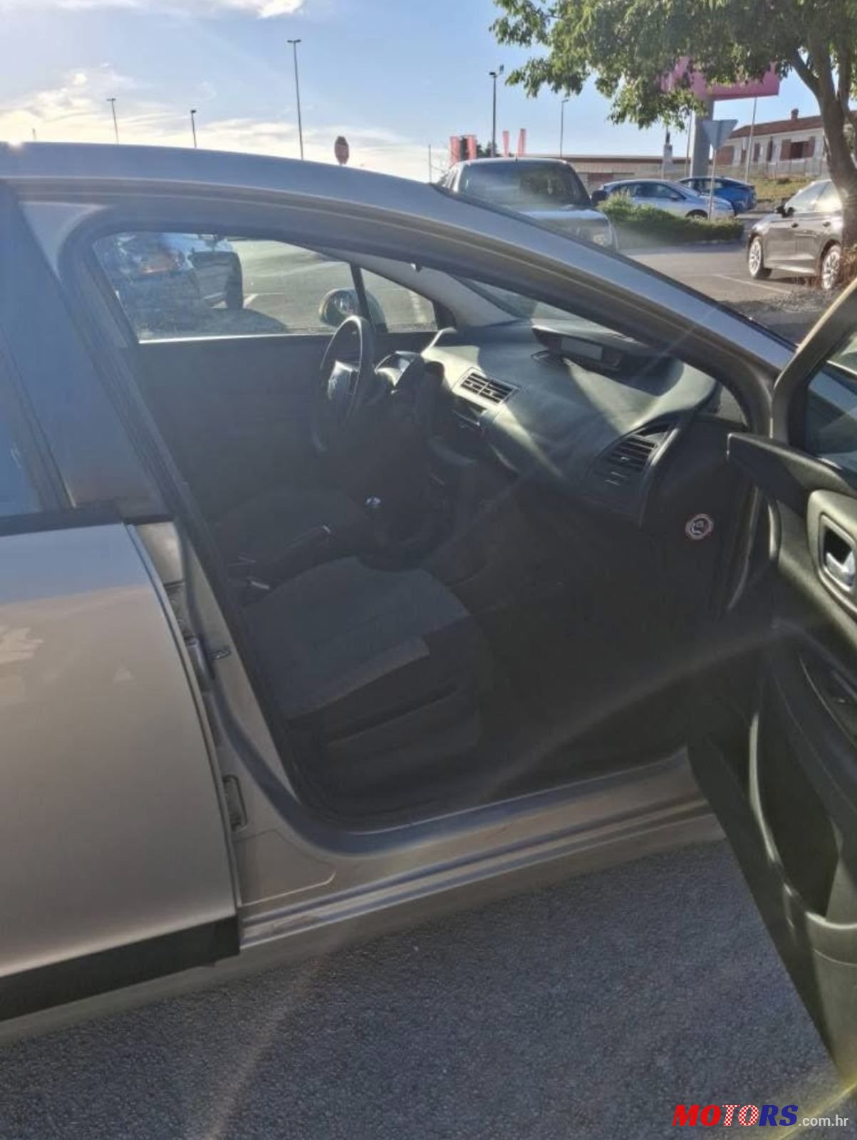 2007' Citroen C4 1,6 16V photo #4