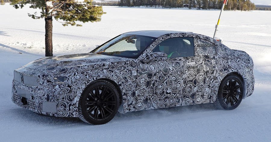 New 2022 BMW M2 coupé spotted for the first time