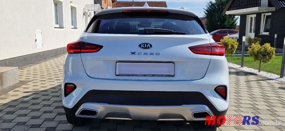 2020' Kia XCeed 1.0 T-Gdi photo #6