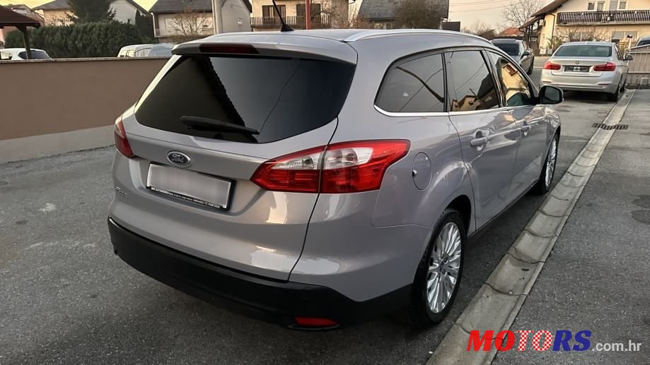 2012' Ford Focus Karavan photo #5