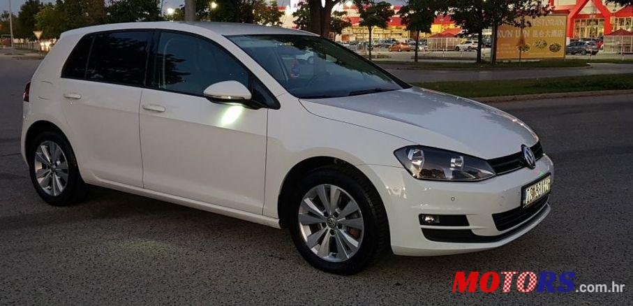2015' Volkswagen Golf VII 1,6 Tdi Bmt photo #3