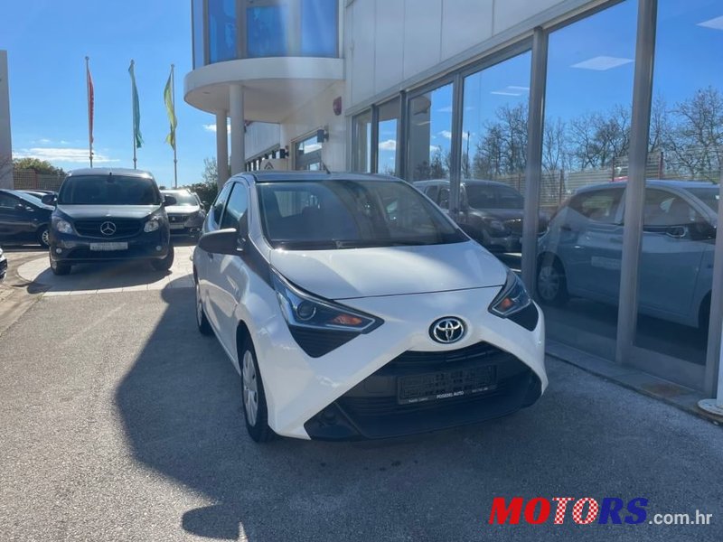 2019' Toyota Aygo 1,0 photo #2
