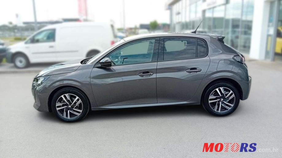 2022' Peugeot 208 photo #6