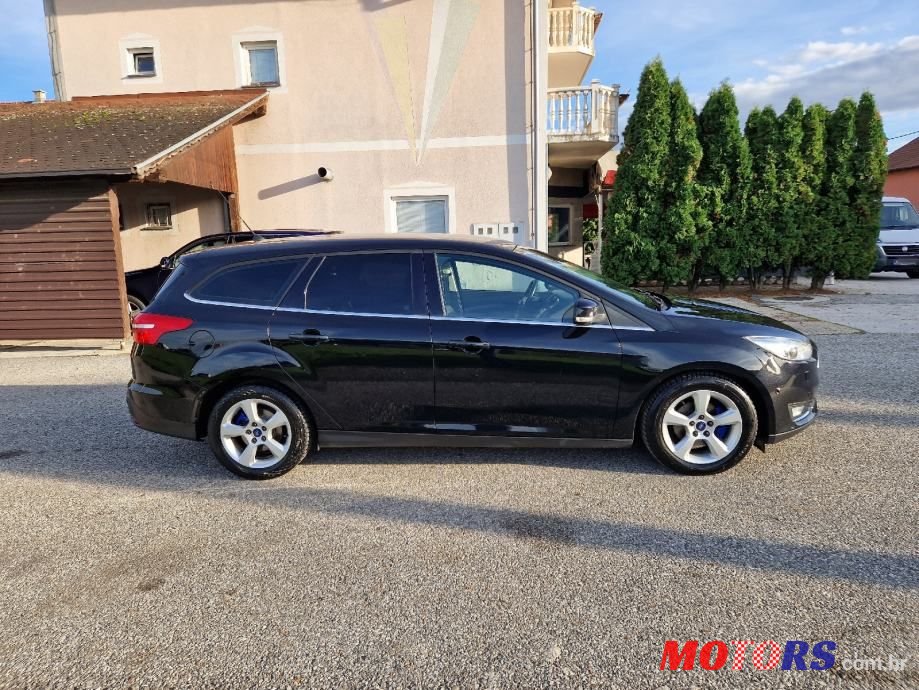 2015' Ford Focus Karavan photo #3