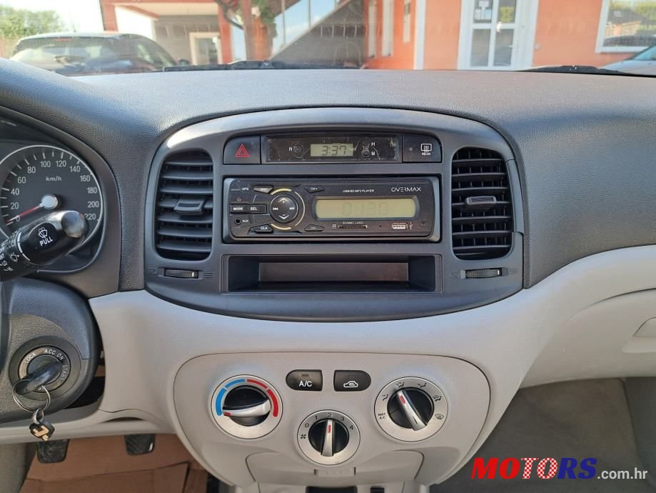 2007' Hyundai Accent 1,4 Gl photo #4