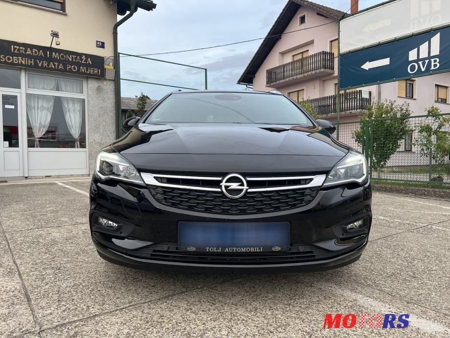 2017' Opel Astra Karavan photo #3