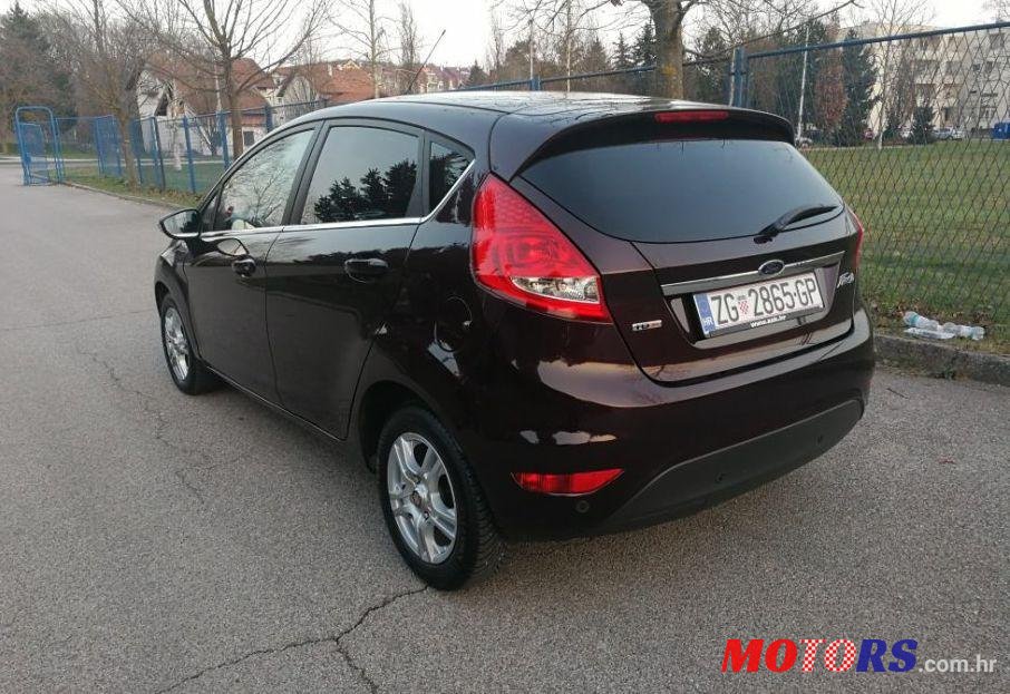 2009' Ford Fiesta 1,6 photo #2