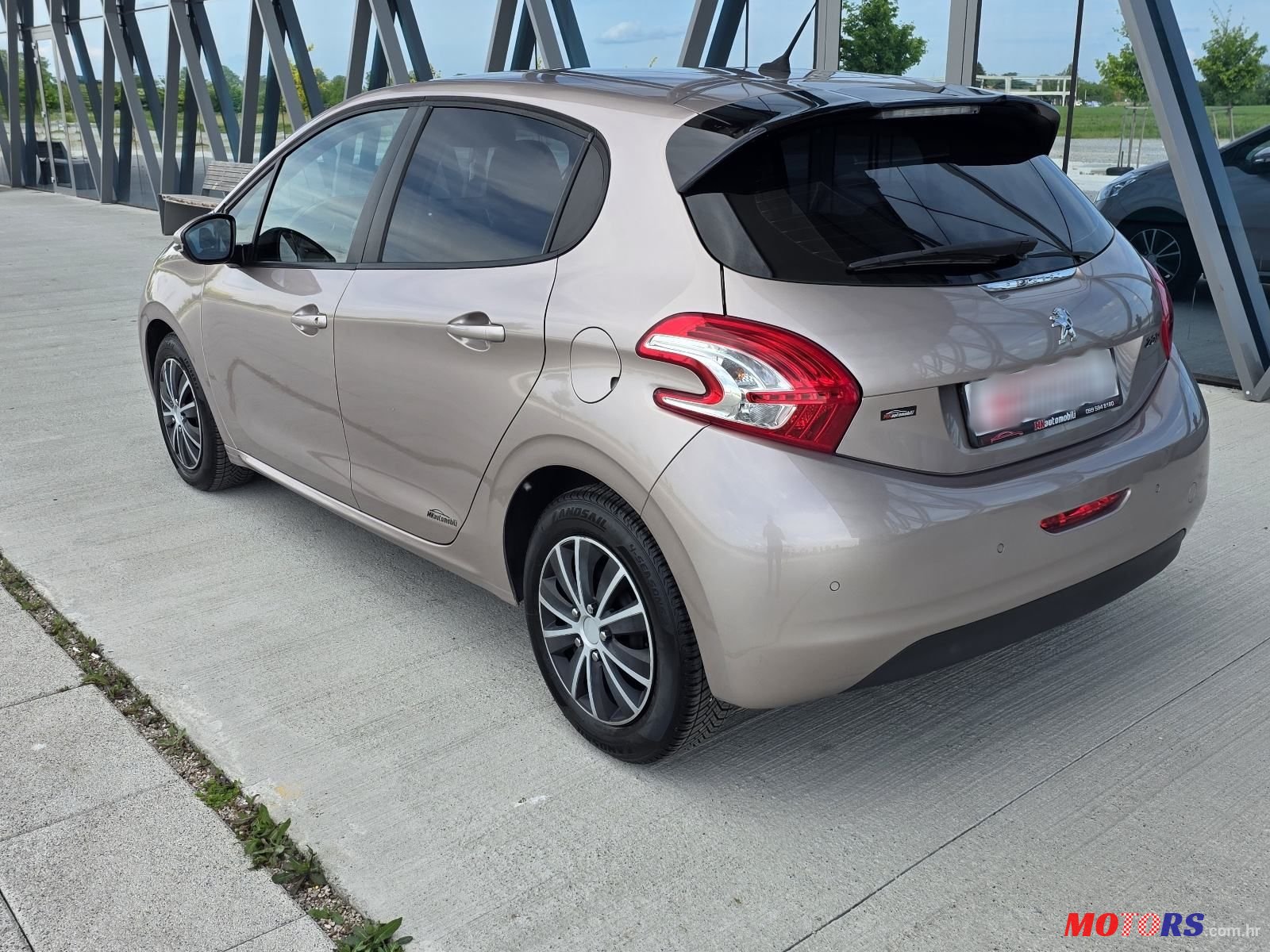 2013' Peugeot 208 1,2 Vti photo #4