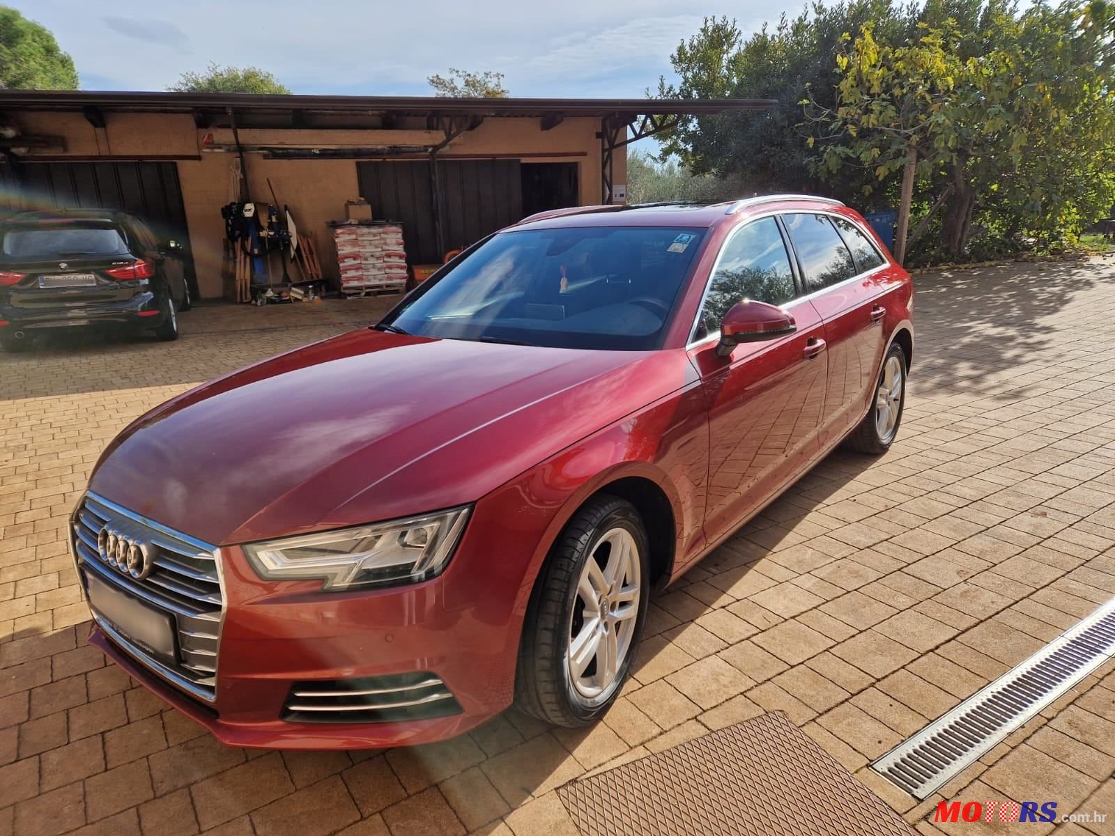 2017' Audi A4 Avant photo #5